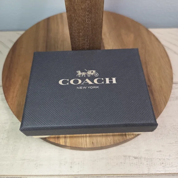 COACH Boxed Phone Pocket Sticker (Style No: 23727B), NWT - Picture 9 of 9